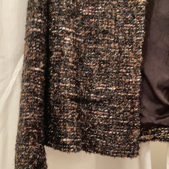 Chanel tweed short jacket - Picture 2 of 5